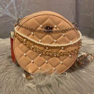 BNWT BADGLEY MISCHKA Faux Pearl Round Quilted Crossbody Bag